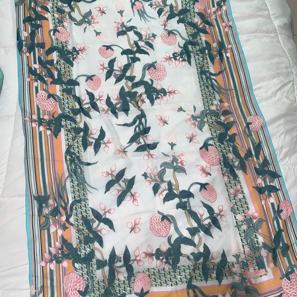 Diane Von Furstenberg scarf